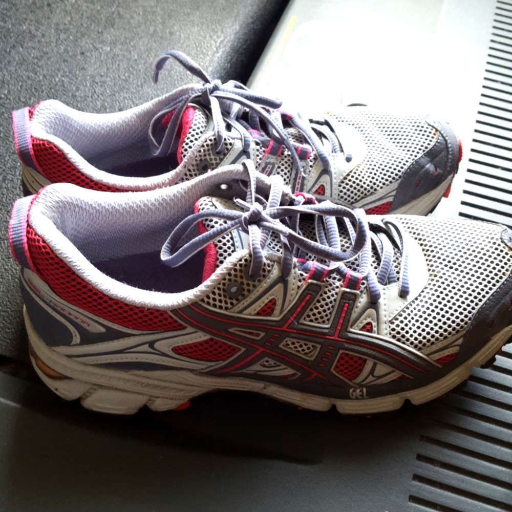 Asics gel kahana trail shoes